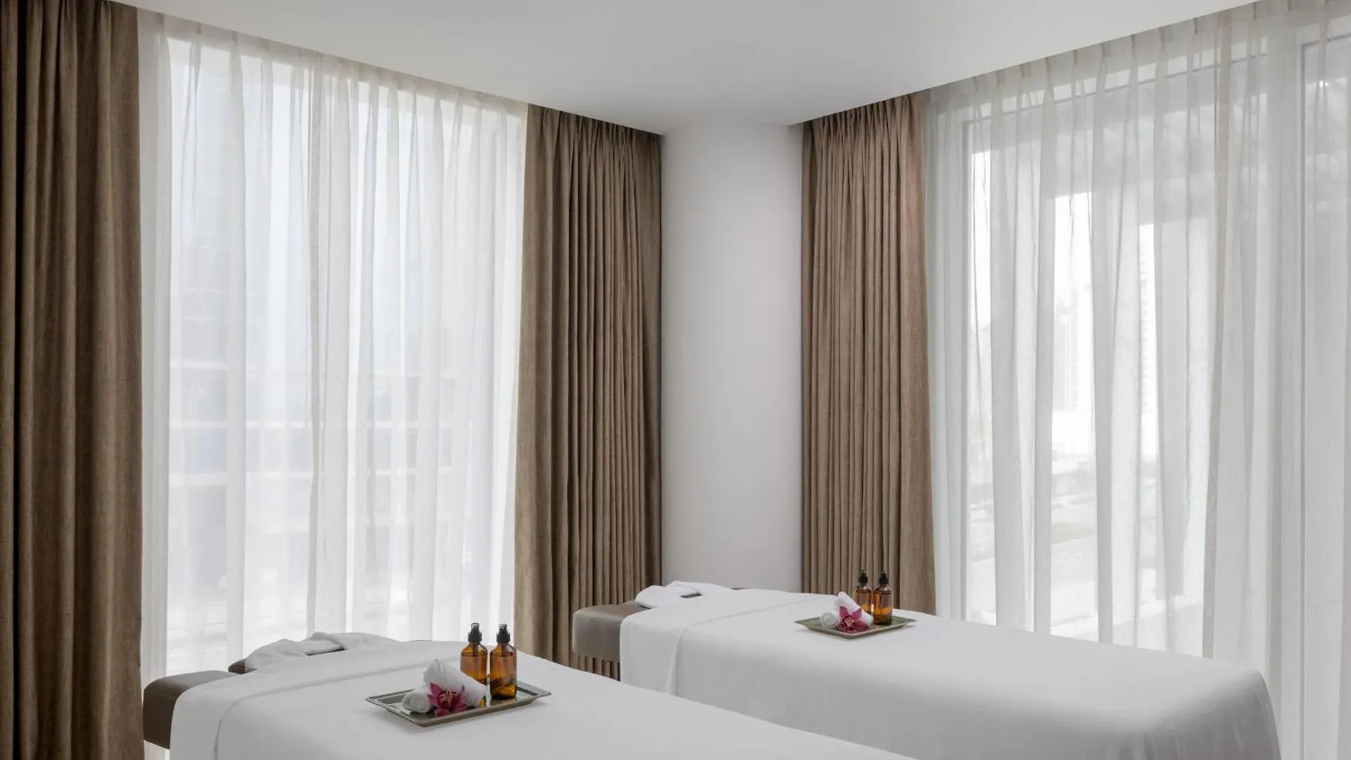 Ξενοδοχείο Staybridge Suites Dubai Business Bay By Ihg